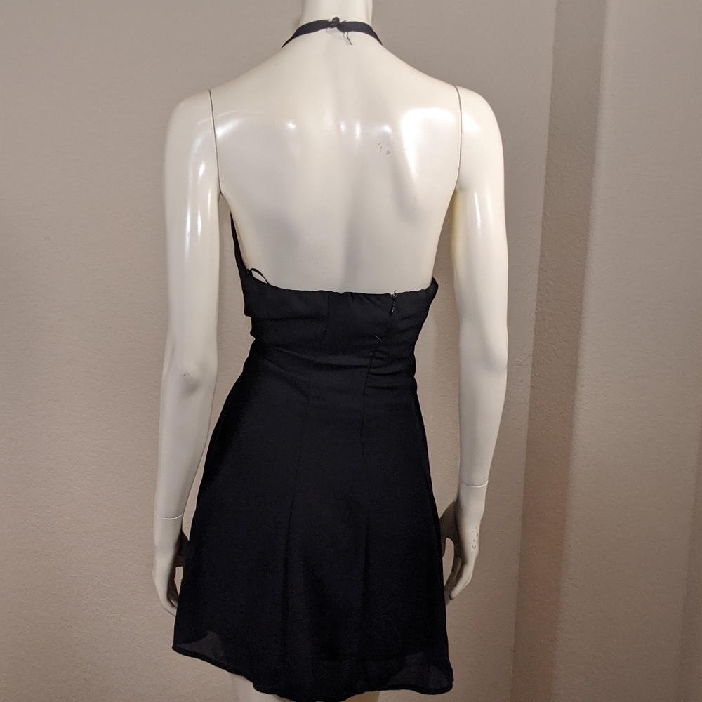 Black Cut out Dress you are not alone - Picture 5 of 10